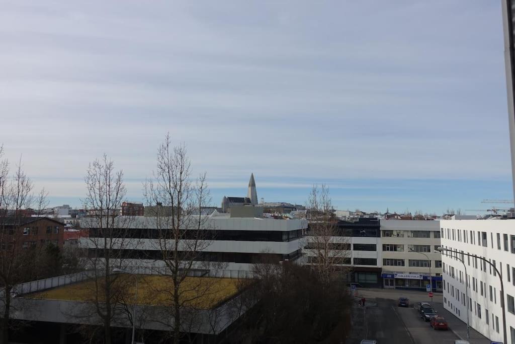 Beautiful Flat In Downtown With A Veiw Lejlighed